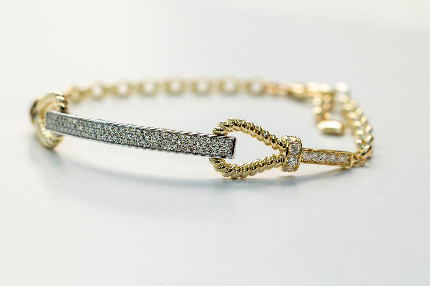 Horse Style Bracelet with Gold and Diamond