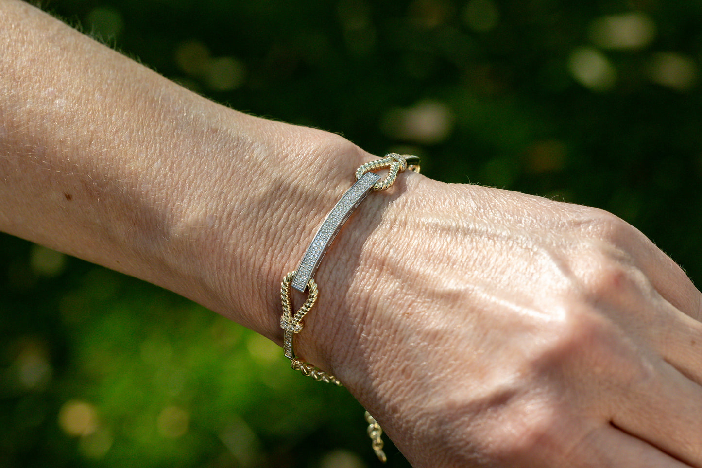 Horse Style Bracelet with Gold and Diamond