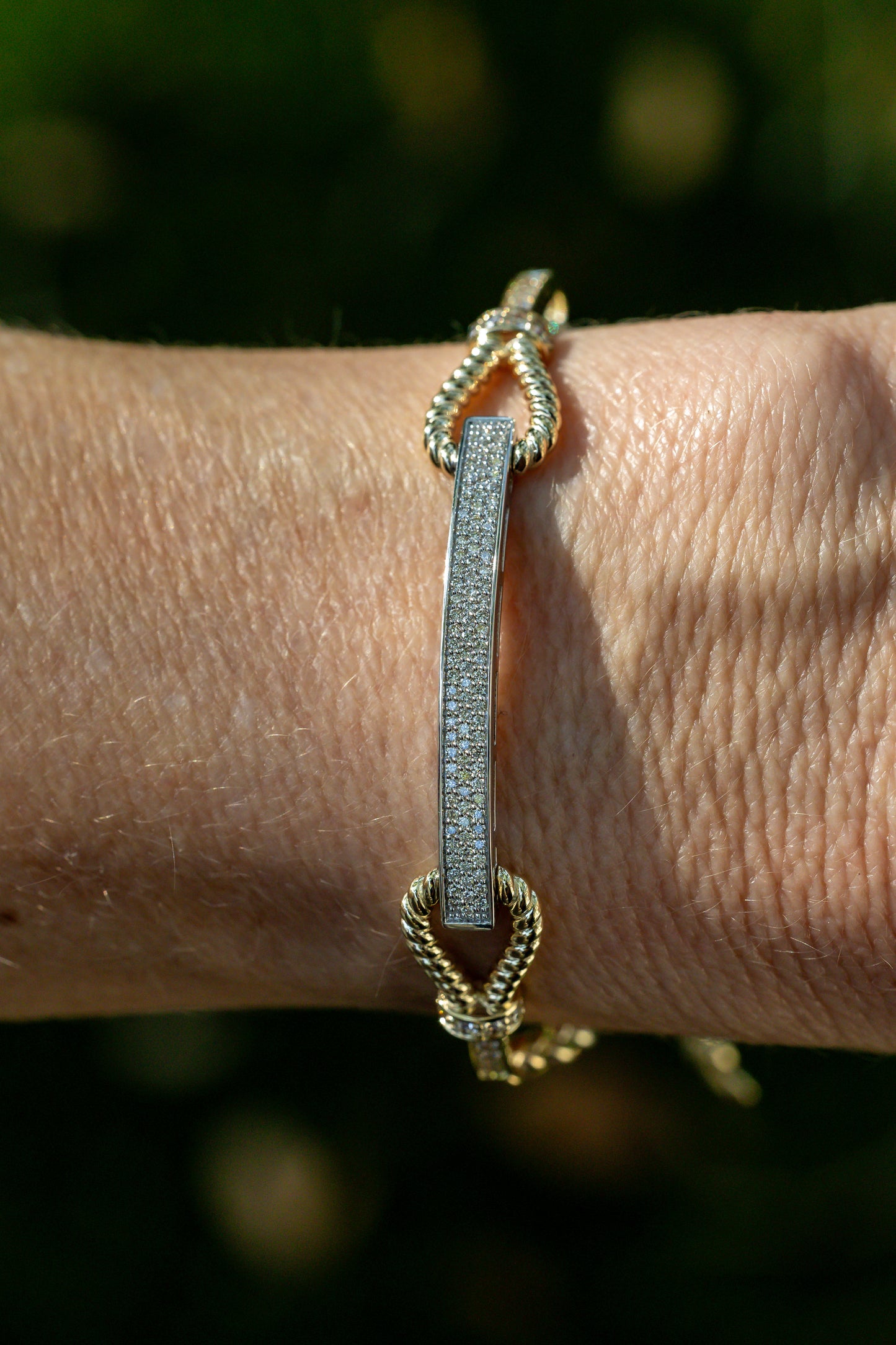 Horse Style Bracelet with Gold and Diamond