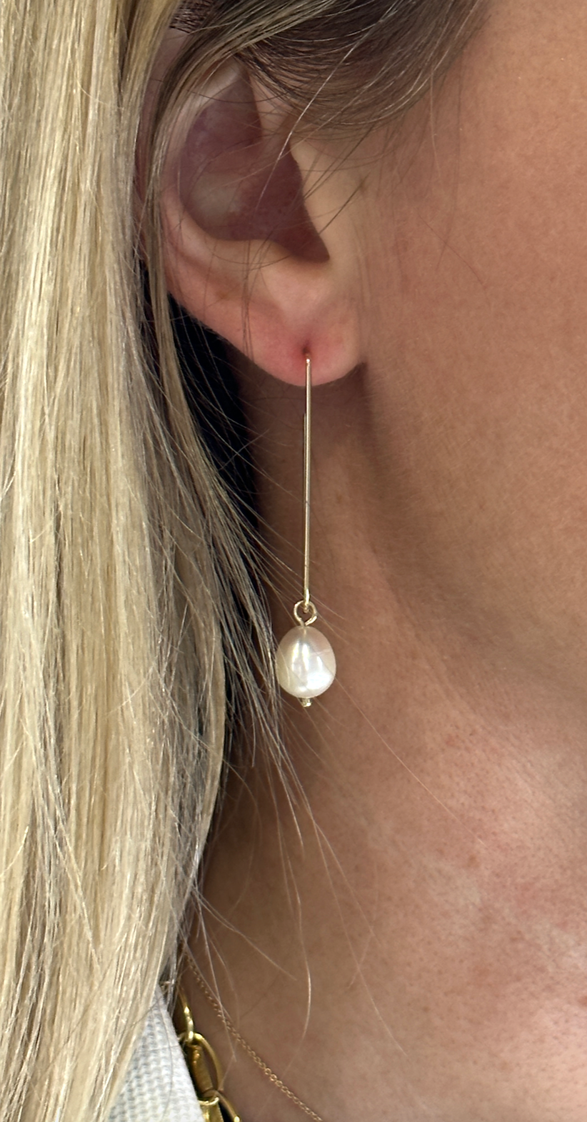 Pearl and Paperclip Hoop Earring