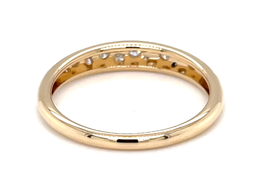 Diamond Rounded Ring