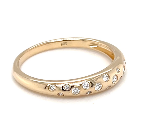 Diamond Rounded Ring