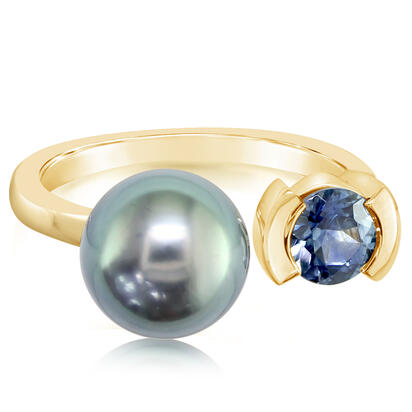 Load image into Gallery viewer, Pearl Ring in 14K Yellow Gold
